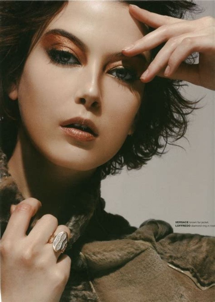 Elyse Sewell