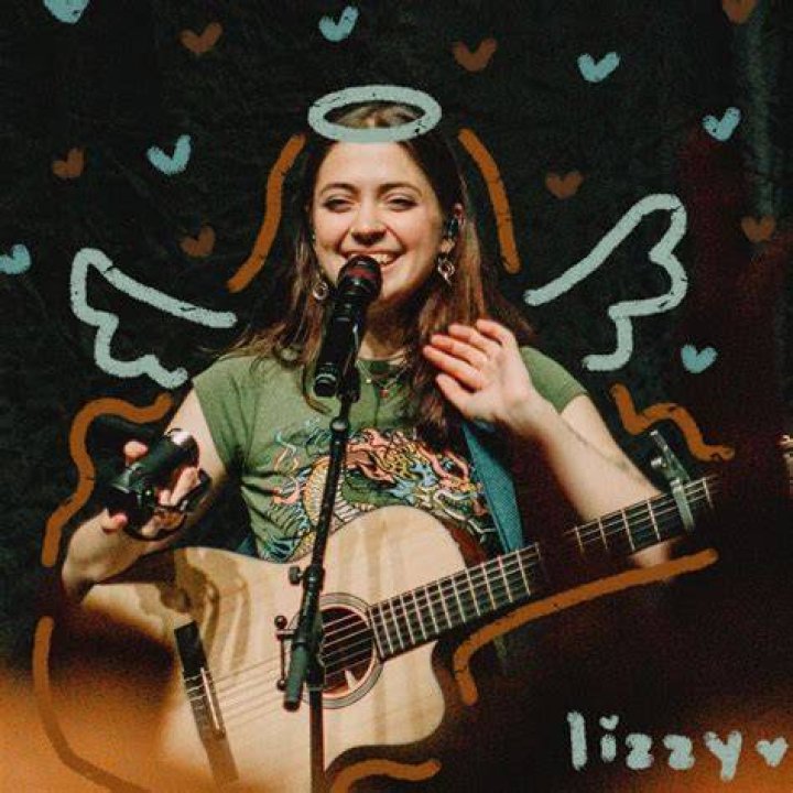 Everything you need to know about Lizzy McAlpine