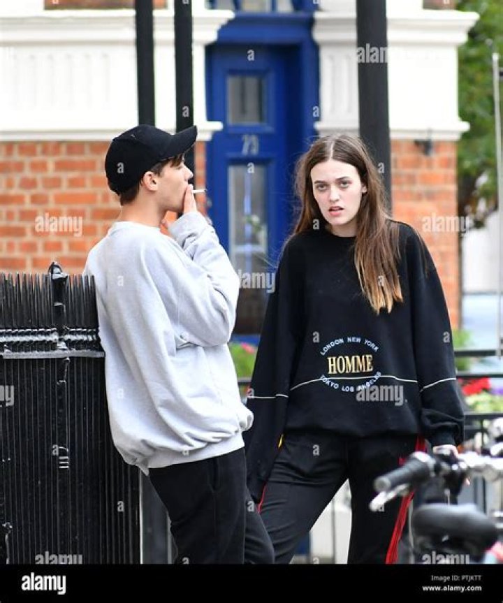 Felicite Tomlinson's New Website Launches With 1