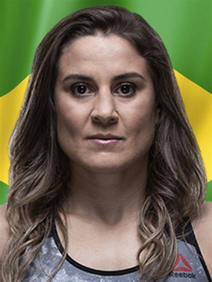 Jennifer Gon&ccedil;alves Maia