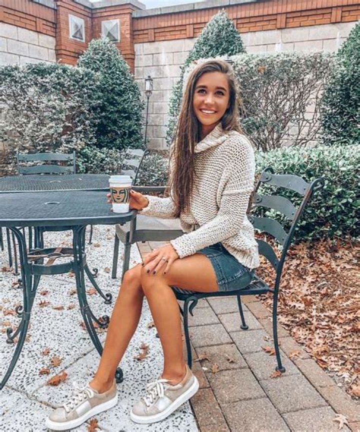 Julia Nicole