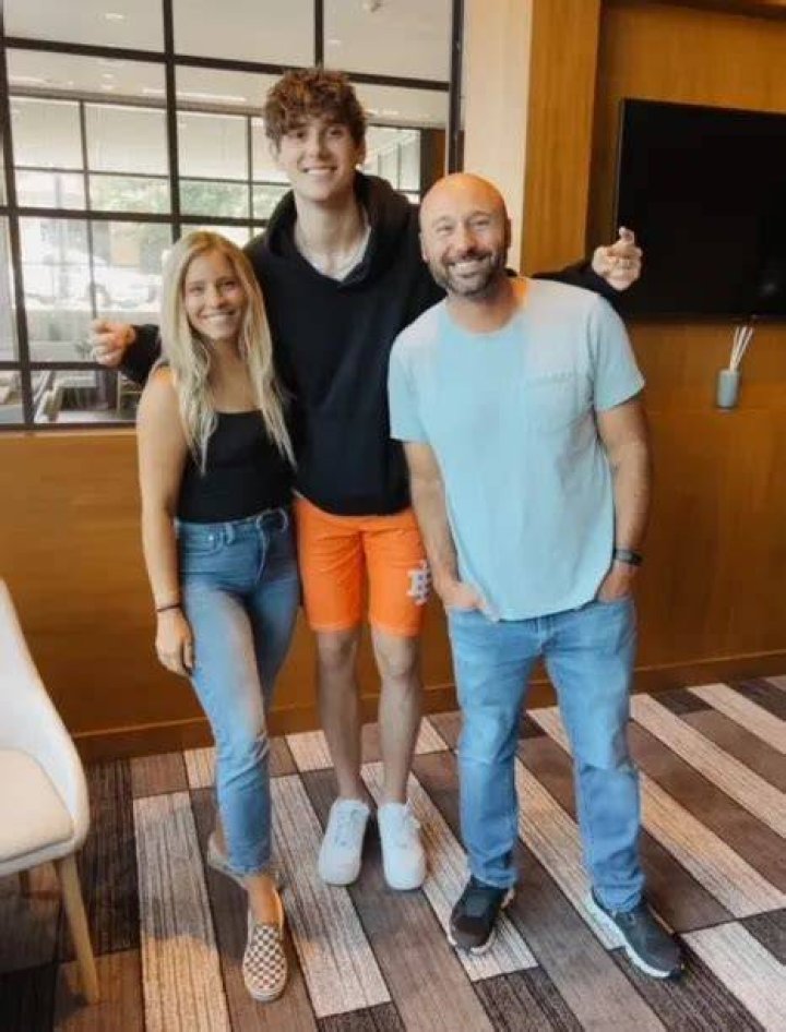 Jvke Height