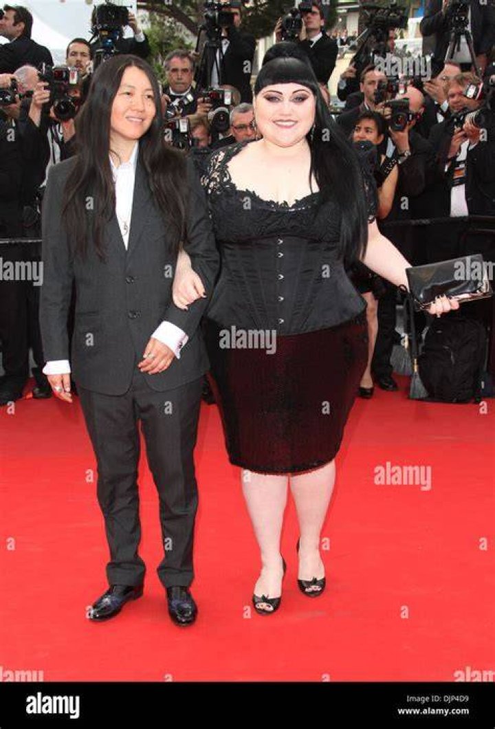 Kristin Ogata, Beth Ditto's Wife
