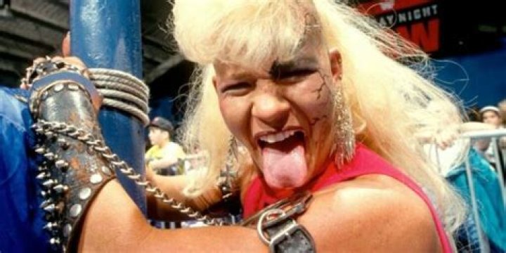 Luna Vachon