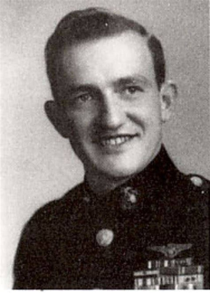 Lyle Bradley