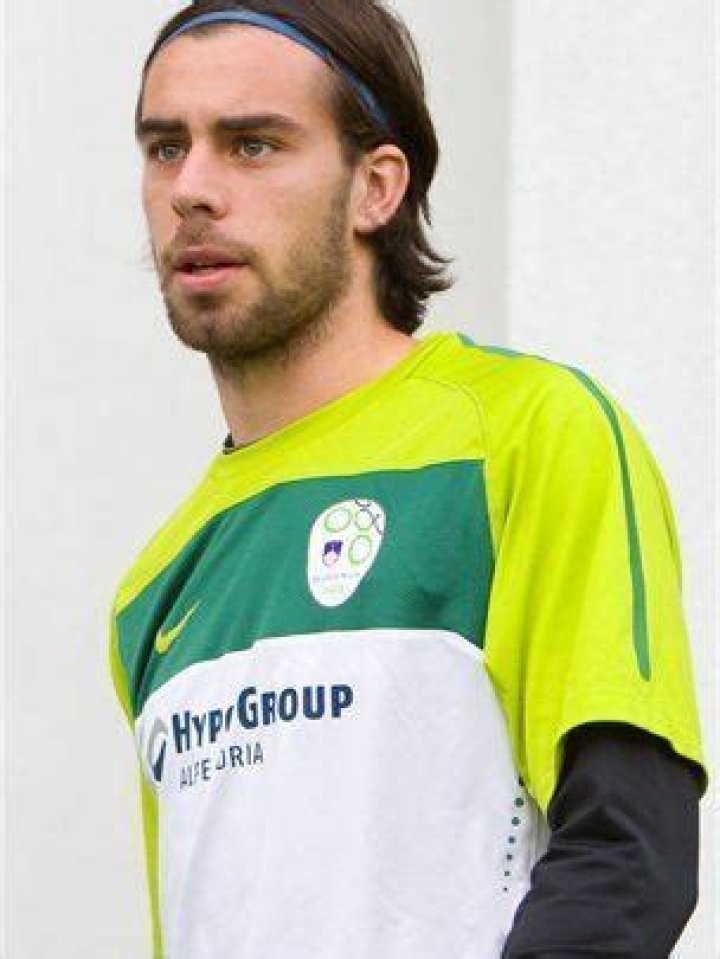 Matija karabot