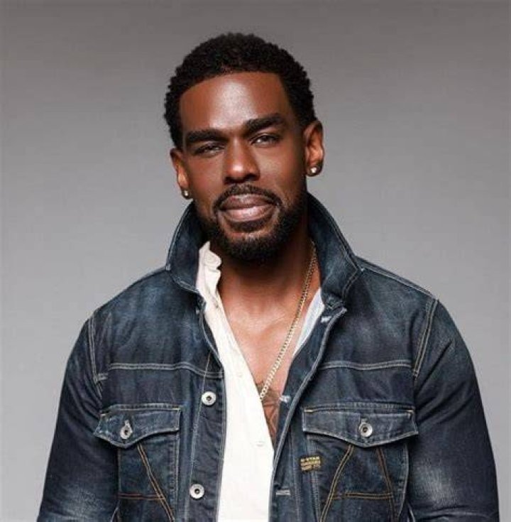 Mustafa Shakir Net Worth