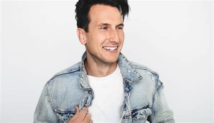 Russell Dickerson