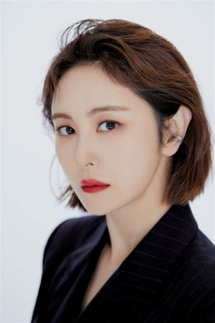 Son Eun-seo