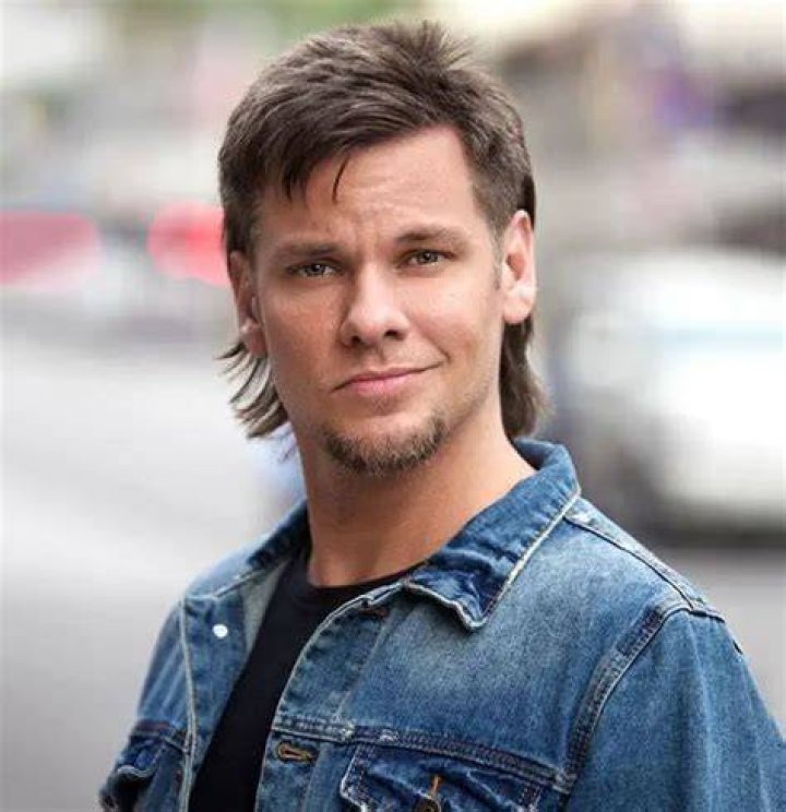 Theo Von Gay Rumors: Who Is His Partner? Relationship Timeline